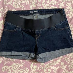 Old Navy Maternity Shorts Size 8